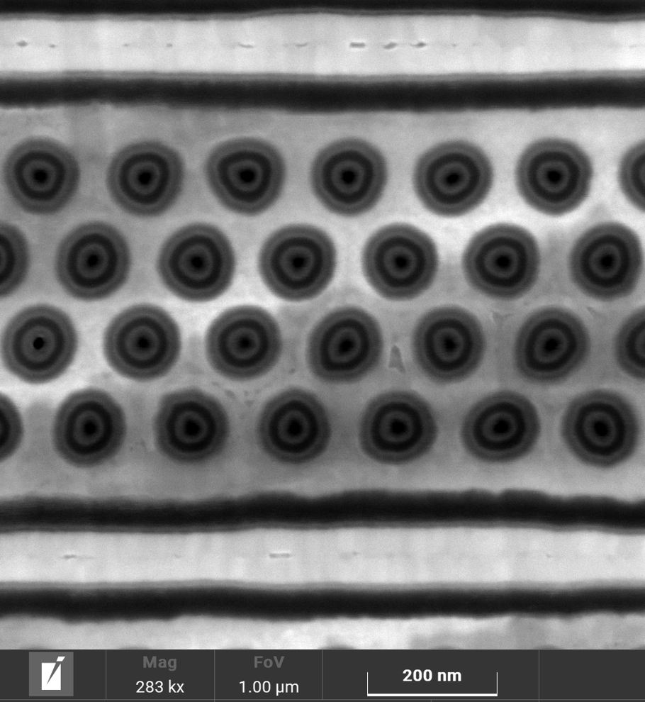 SOLARIS 2 Ga FIB-SEM oblique cross-section of 3D-NAND device captured at 10 keV with in-beam SE detector for semiconductor analysis