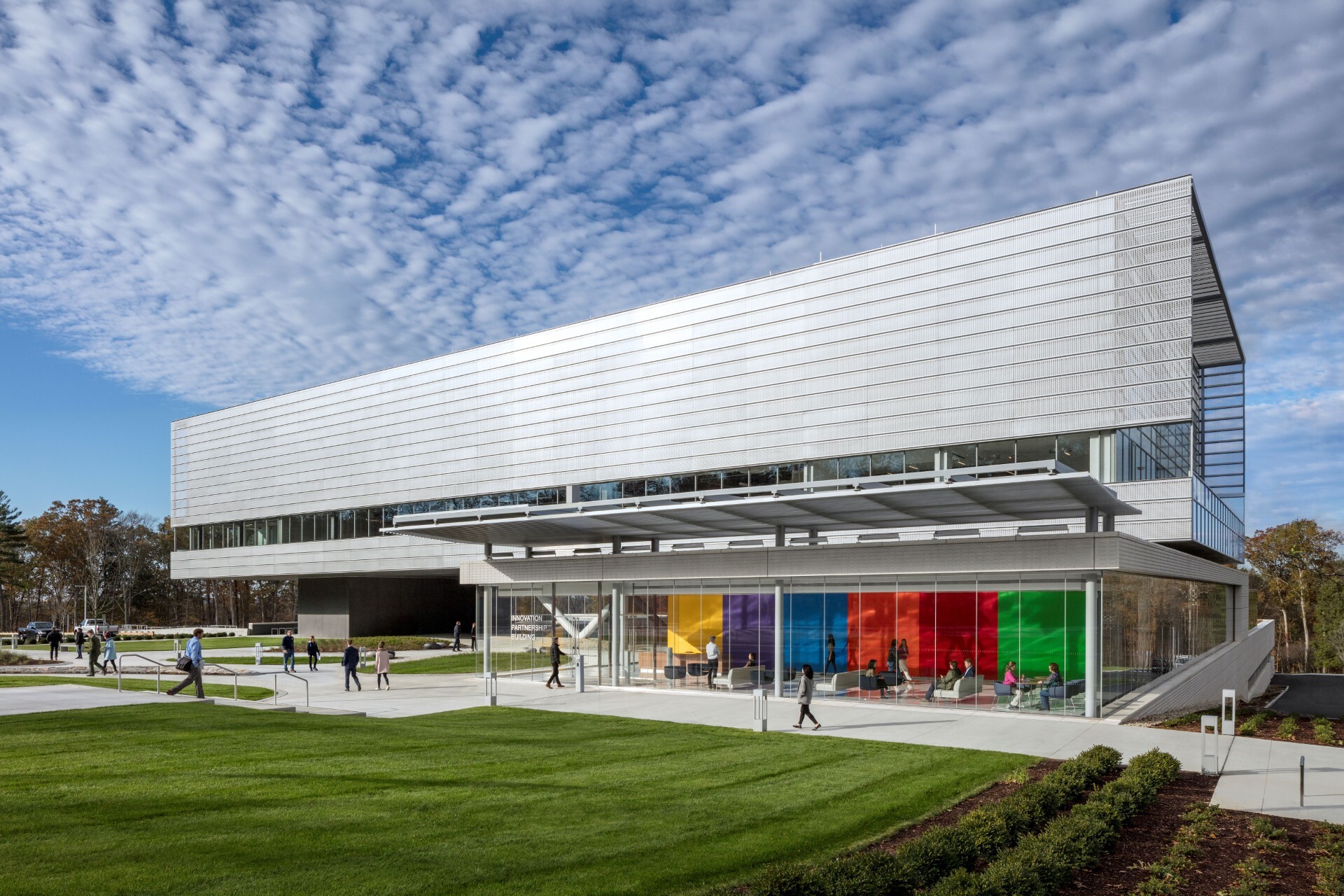 thumbnail_UConn-Innovation-Partnership_SOM_MagdaBiernat_5688.2 6000x4000-1